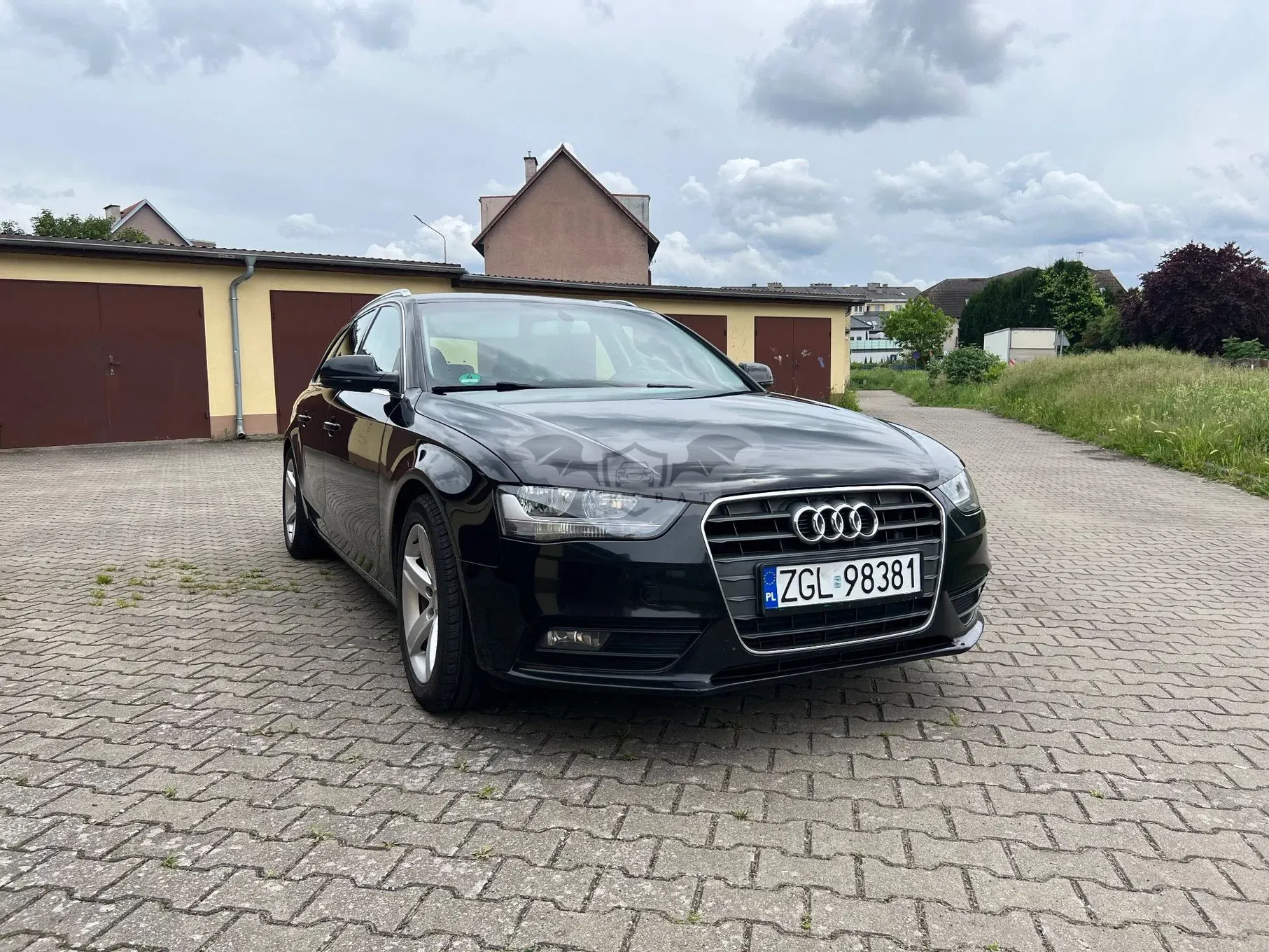 Audi A4 B8 (2007-2015) 2.0 TDI 116g DPF Ambiente 2012