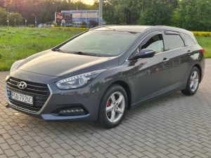 Hyundai i40 Kombi blue 1.7 CRDi Trend 2016