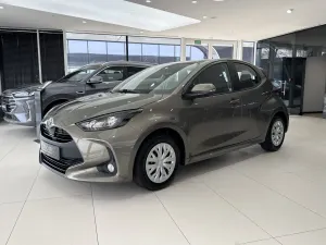 Toyota Yaris IV Hybrid 1.5 Comfort 2022