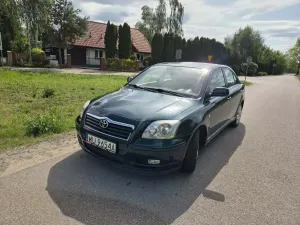 Toyota Avensis II 1.8 VVT-i Terra 2003