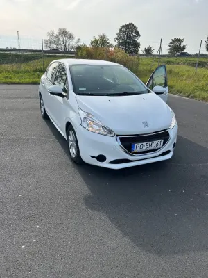 Peugeot 208 I 1.6 e-HDi Active STT 2015