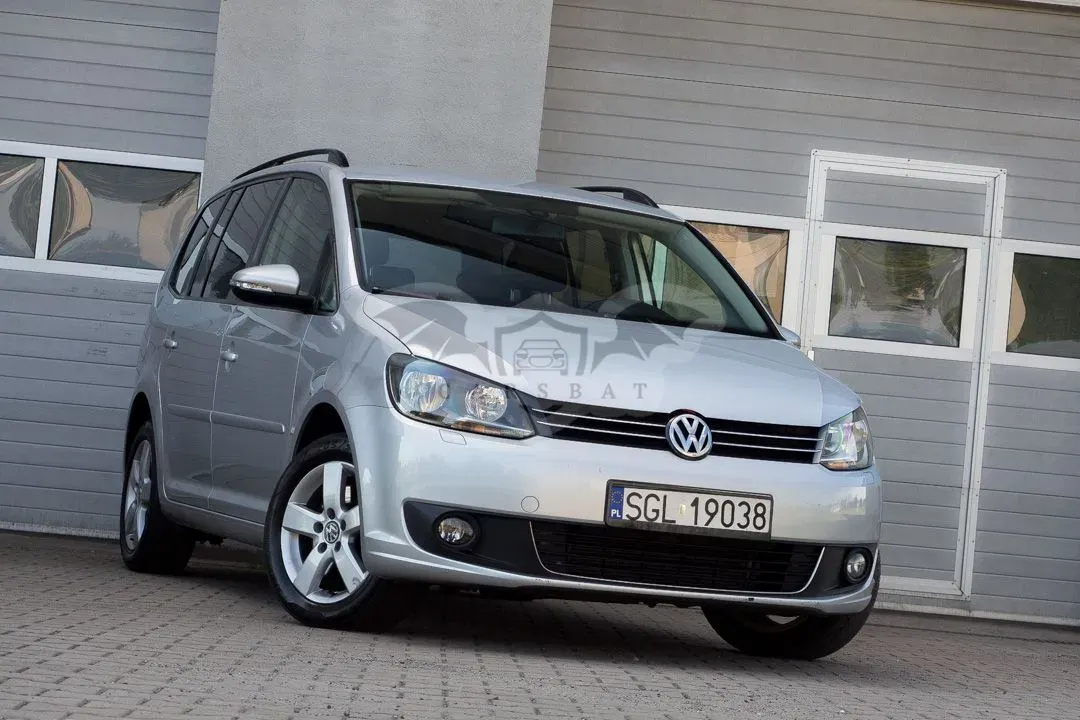 Volkswagen Touran II 2.0 TDI Highline 2011