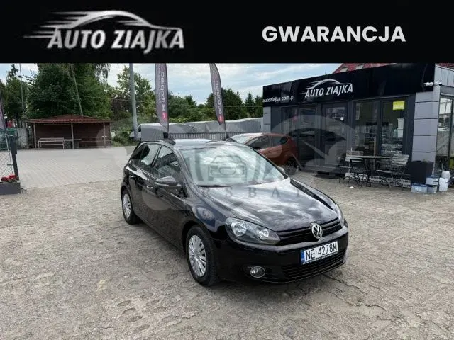 Volkswagen Golf VI 1.6 TDI DPF BlueMotion 2011