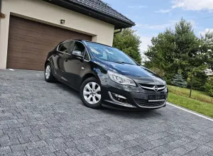 Opel Astra J 1.4 Turbo Exklusiv 2014