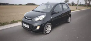 Kia Picanto (Morning) II 1.0 M 2013