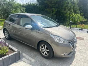 Peugeot 208 I 1.2 PureTech Style 2014