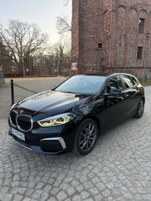 BMW 1 Series F40 118i Sport Line 2021
