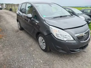 Opel Meriva II 1.4 Active 2011
