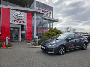 Toyota Corolla Seria E21 2025