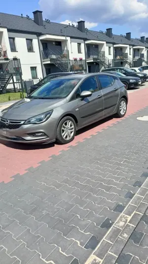 Opel Astra K 1.4 T Enjoy 2017