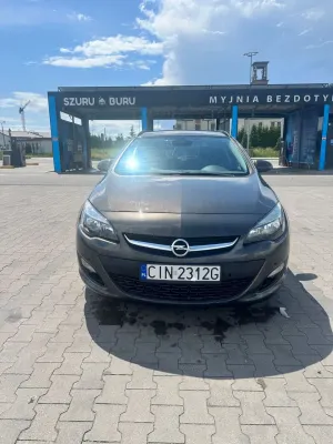 Opel Astra J 1.4 T Cosmo 2014