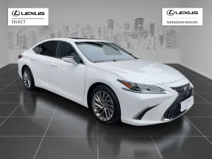 Lexus ES 300h Omotenashi 2024