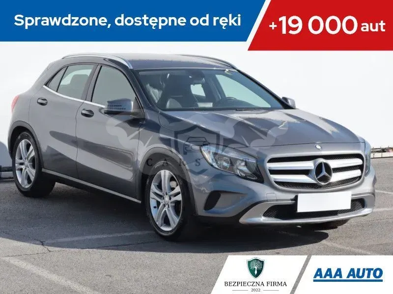 Mercedes-Benz GLA 2014