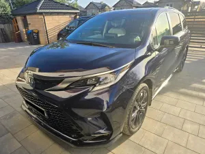 Toyota Sienna 2023