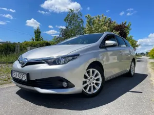Toyota Auris II 1.8 VVT-i Automatik Edition 2016