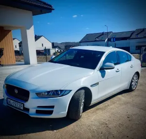 Jaguar XE 2.0 D Prestige 2018