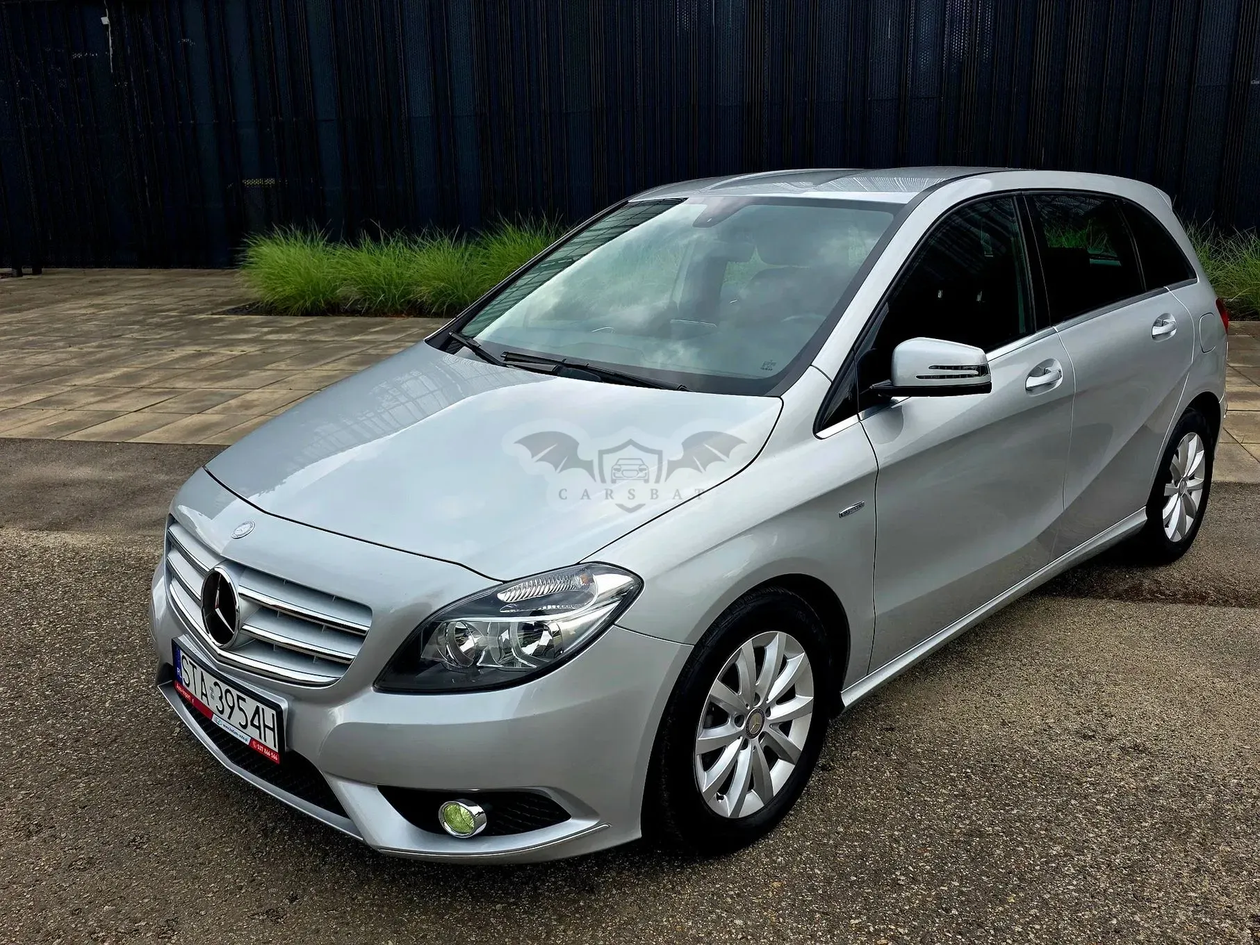 Mercedes-Benz B W246 180 (BlueEFFICIENCY) 2012