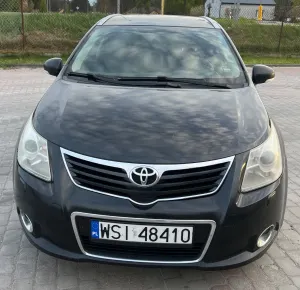 Toyota Avensis III 2.0 D-4D Sol 2011