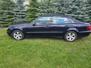 Mercedes-Benz E W211 2004