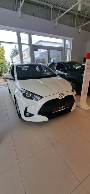 Toyota Yaris IV 2025