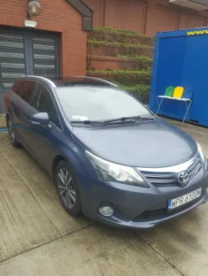 Toyota Avensis III 2.0 D-4D Active 2014