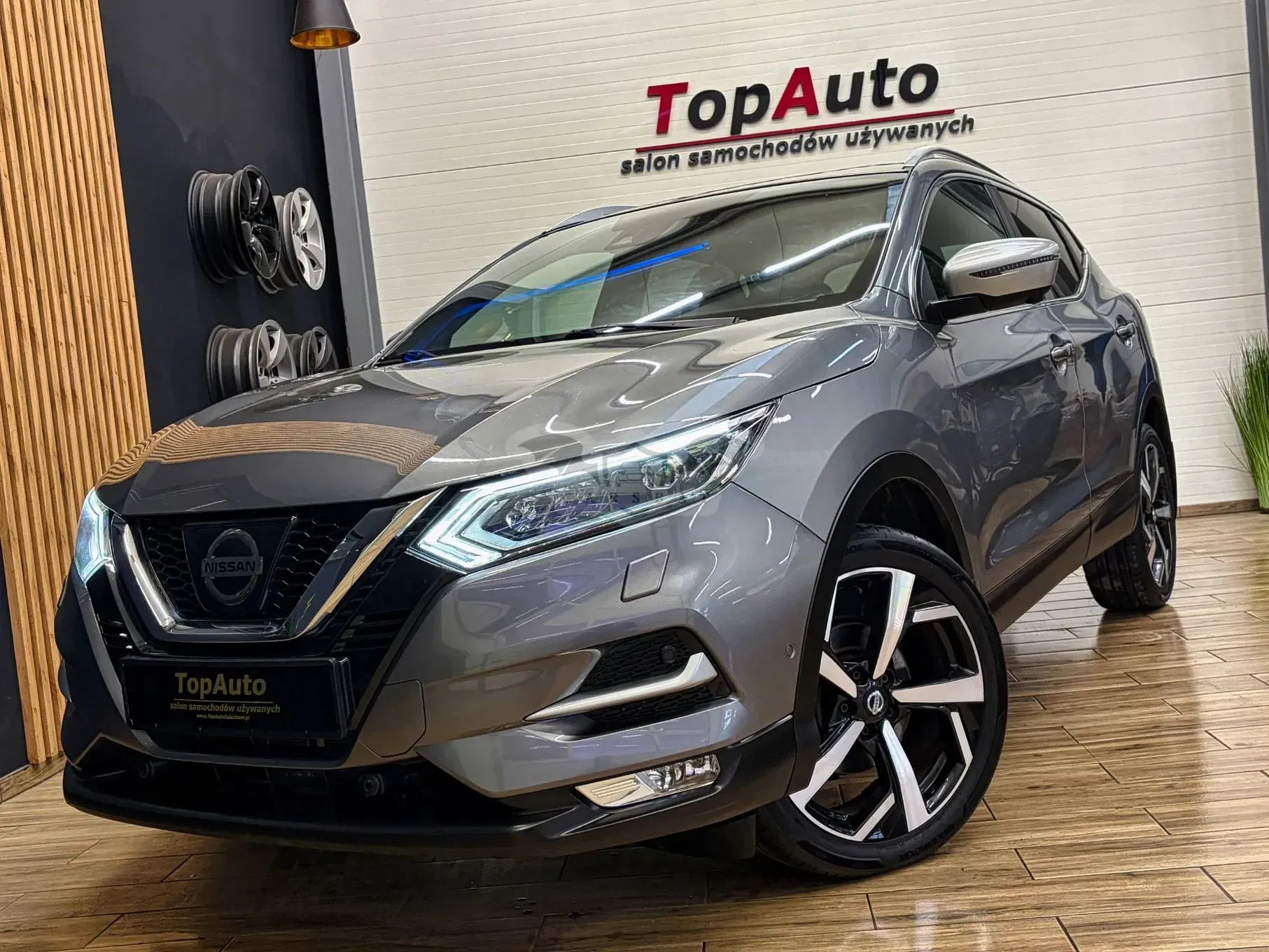 Nissan Qashqai II 1.2 DIG-T Xtronic TEKNA+ 2017
