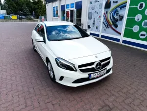 Mercedes-Benz A W176 180 7G-DCT Style 2017