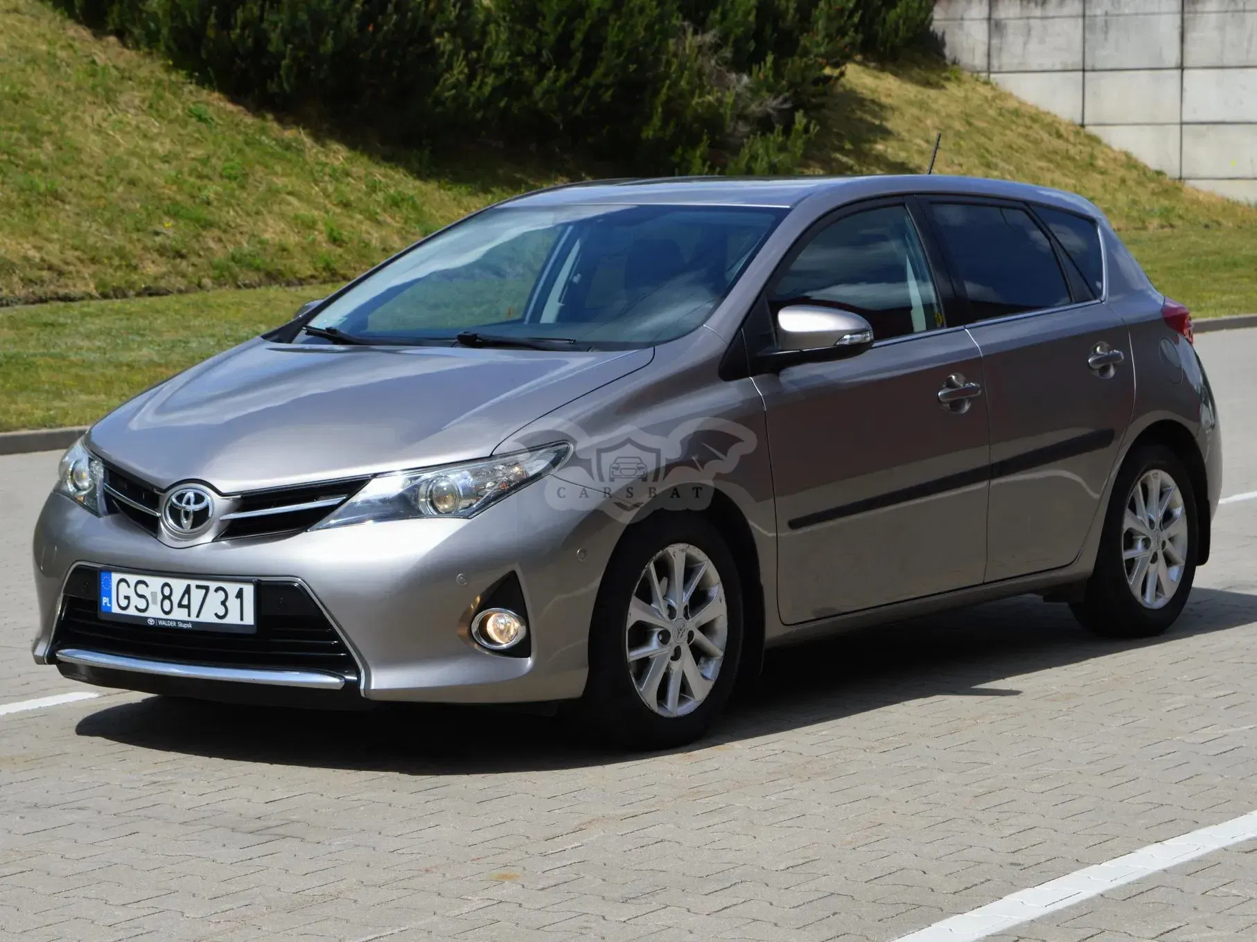 Toyota Auris II 1.6 Premium + 2013