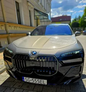 BMW 7 Series G70 740d xDrive mHEV sport 2024