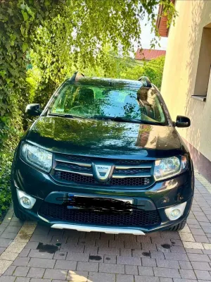 Dacia Sandero II TCe 90 Laureate 2013