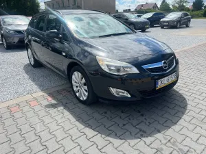 Opel Astra J 1.4 Turbo Automatik 150 Jahre 2011