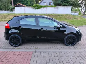 Kia Rio III 1.2 Dream Team Edition 2012
