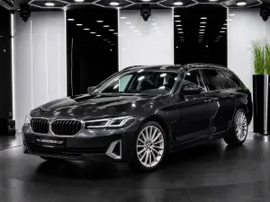 BMW 5 Series G30/G31 530e xDrive Luxury Line 2022