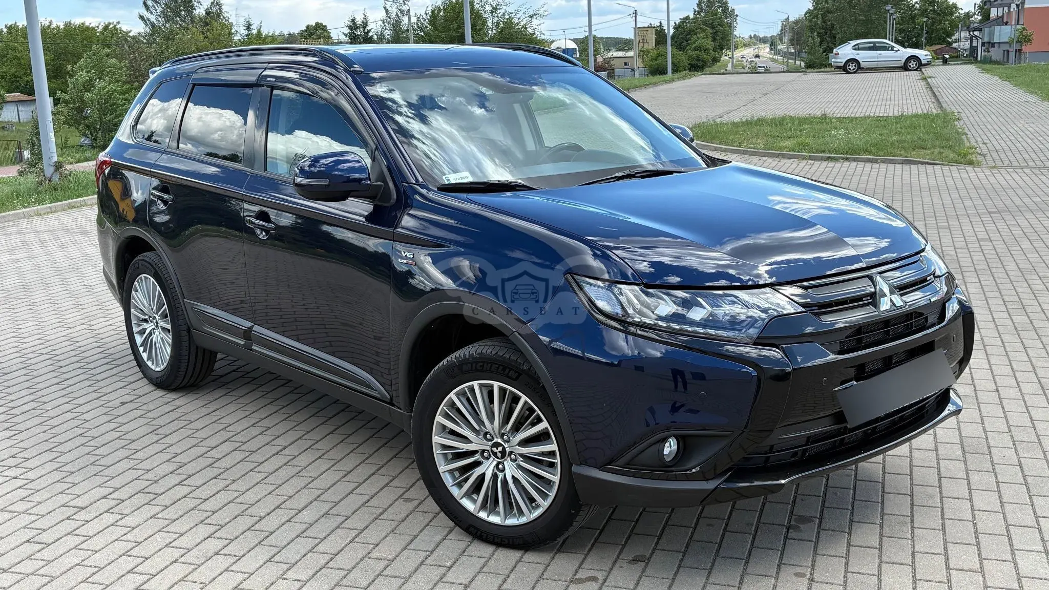 Mitsubishi Outlander III 2016