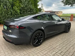 Tesla Model S Long Range 2023