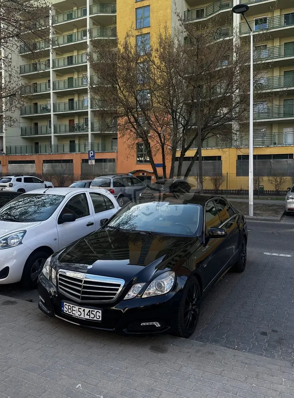 Mercedes-Benz E W212/W207 200 CDI DPF BlueEFFICIENCY Automatik 2009