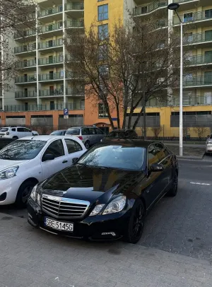 Mercedes-Benz E W212/W207 200 CDI DPF BlueEFFICIENCY Automatik 2009