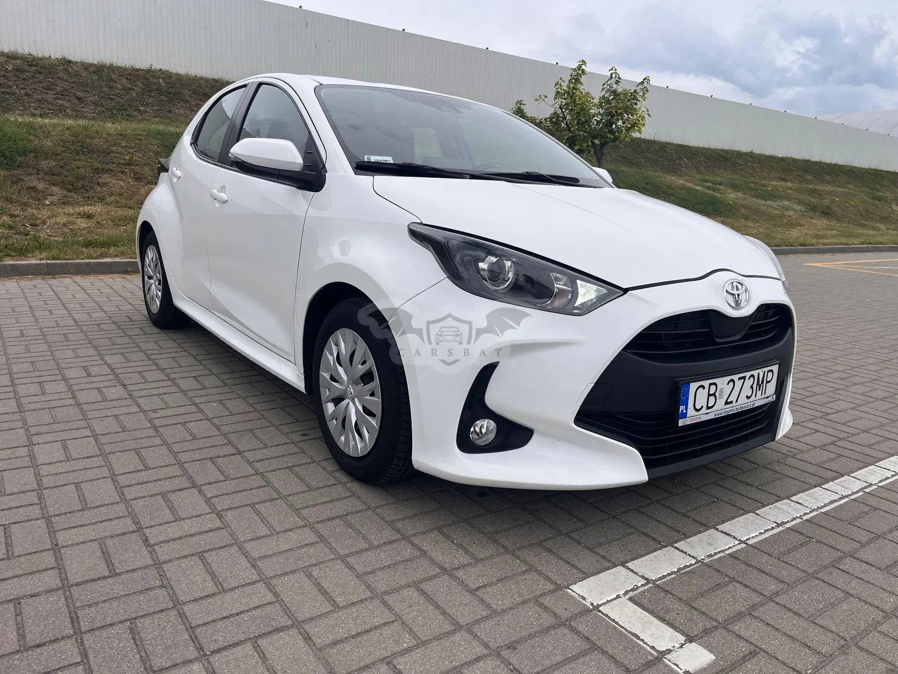 Toyota Yaris IV 1.5 Comfort 2021