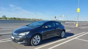 Opel Astra J 1.4 T Active 2011