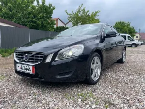 Volvo S60 II D3 Summum 2010