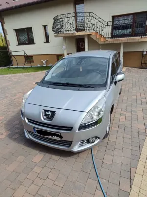 Peugeot 5008 I 1.6 HDi Active 7os 2013