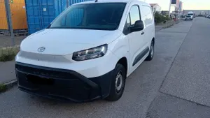 Toyota Proace City 1.5 D-4D Business 2025