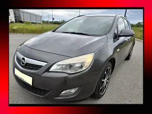 Opel Astra J 1.7 CDTI DPF ecoFLEX Start/Stop Design Edition 2010