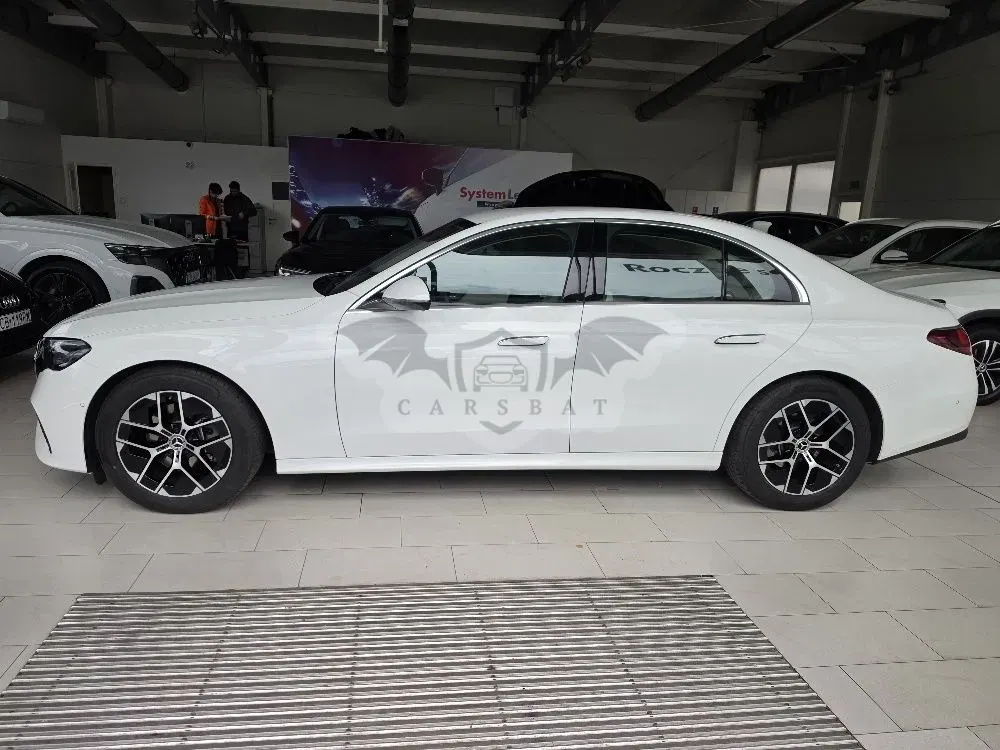 Mercedes-Benz E W214 2025