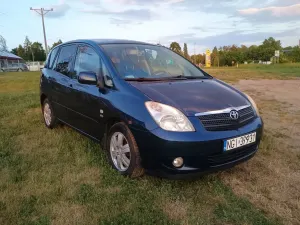 Toyota Corolla Verso 2.0 D-4D 2004