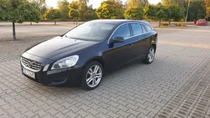 Volvo V60 I D3 Summum 2010