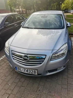 Opel Insignia A 2.0 CDTI Design Edition 2012