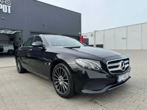 Mercedes-Benz E W213 200 9G-TRONIC Avantgarde 2016
