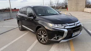 Mitsubishi Outlander III 2.0 Instyle + 4WD CVT 2017