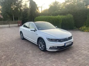 Volkswagen Passat B8 2.0 TDI Bi-Turbo BMT 4Mot Highline DSG 2016